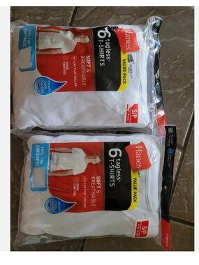 NEW 12 HANES TAGLESS WHITE T-SHIRTS SHORT SLEEVE SHIRTS MENS SIZE SMALL